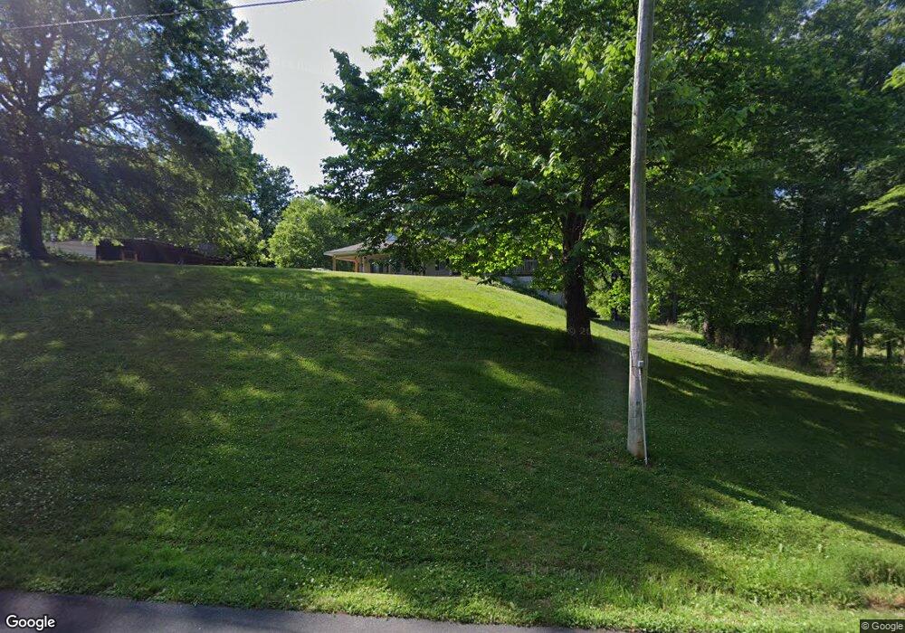 142 Walraven Rd NE, Calhoun, GA 30701 - photo 1