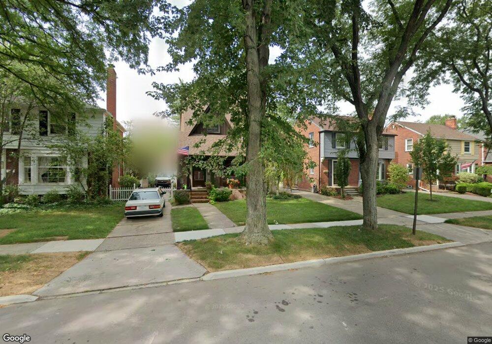 453 Moran Rd, Grosse Pointe Farms, MI 48236 - photo 1