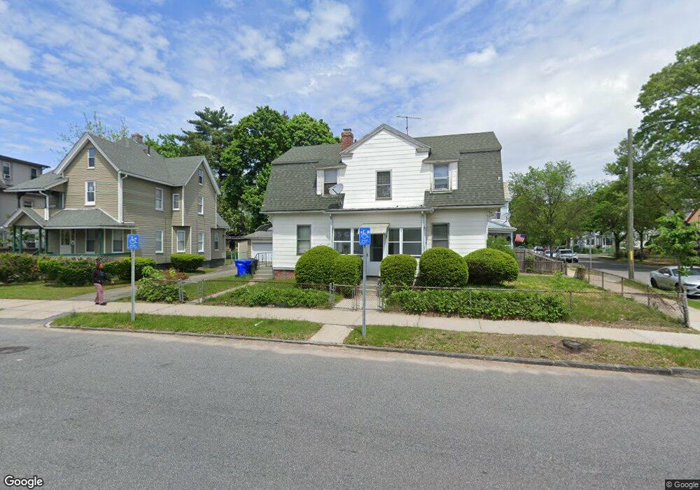 43 Princeton St, Springfield, MA 01109 - photo 1