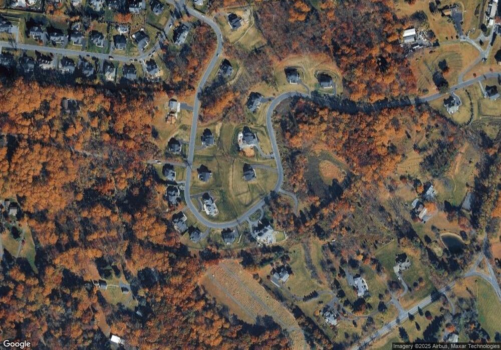 5735 Saucon Ridge Rd, Coopersburg, PA 18036 - photo 1