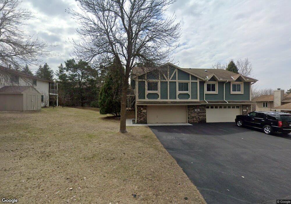 2573 Cedar Hills Dr, Hopkins, MN 55305 - photo 1