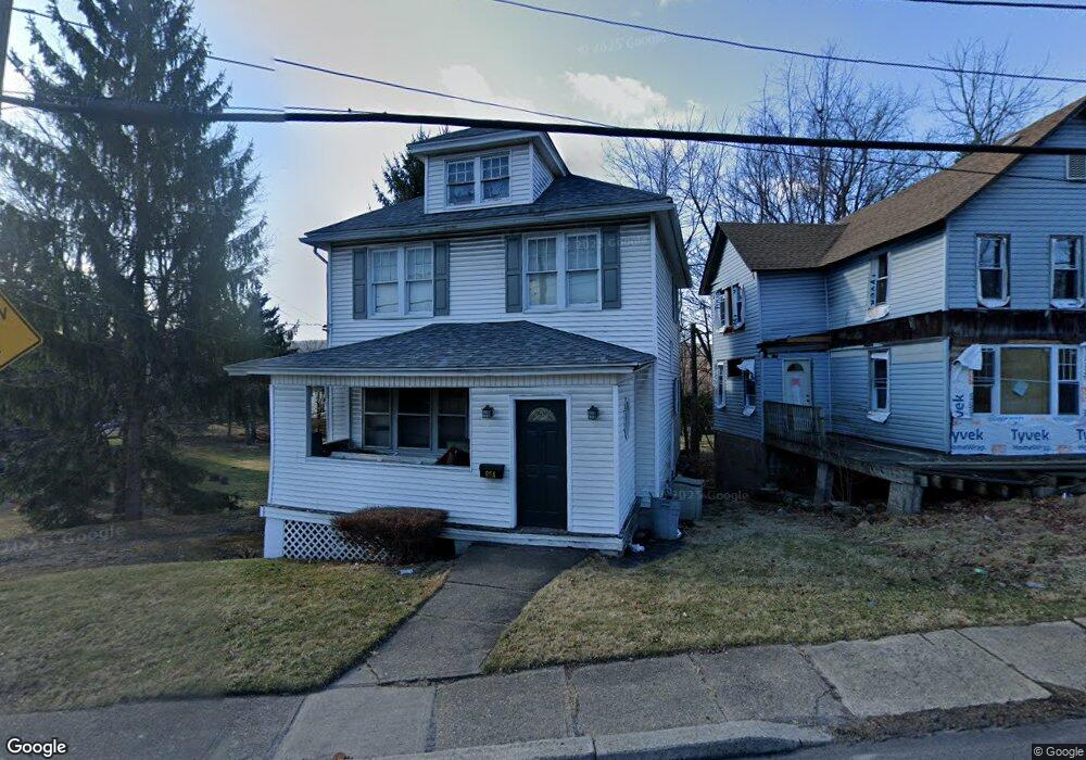 964 E Drinker St, Dunmore, PA 18512 - photo 1