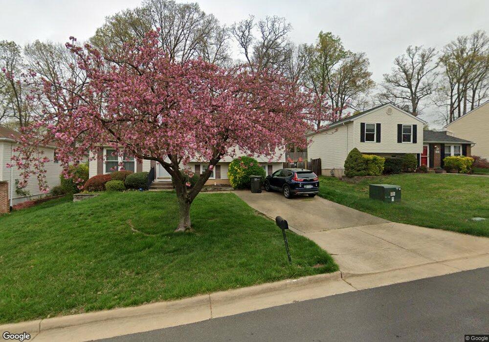 7650 Summerhill Ct, Lorton, VA 22079 - photo 1