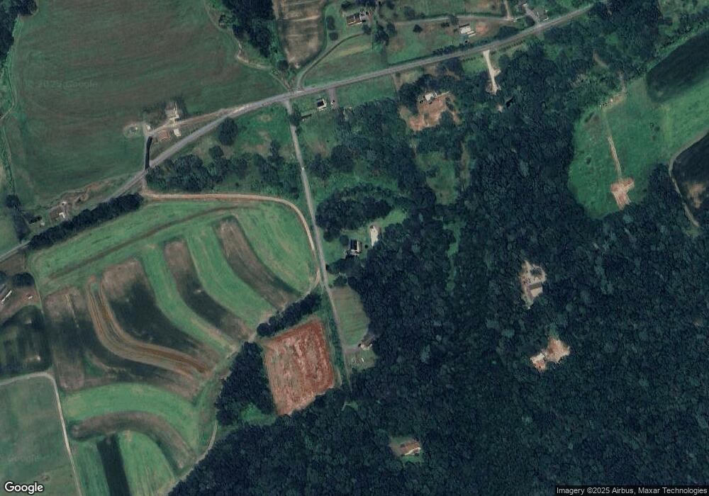 17 W End Dr, Tamaqua, PA 18252 - photo 1