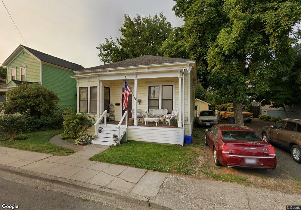 300 E 7th Place, the Dalles, OR 97058 - photo 1