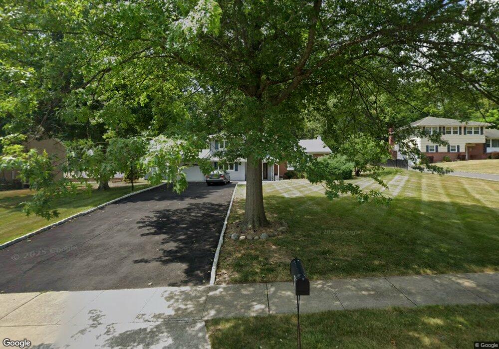 8 Leamoor Dr, Whippany, NJ 07981 - photo 1