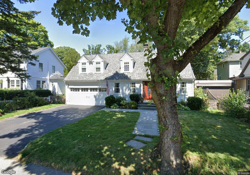 29 Wedgewood Rd, West Newton, MA 02465 - photo 1