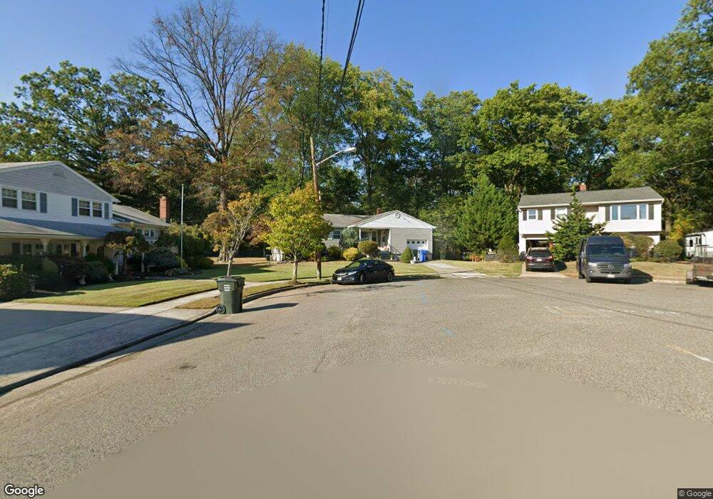 903 Diane Ct, Woodbridge, NJ 07095 - photo 1