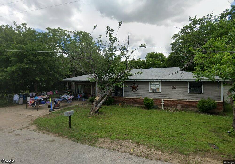 1504 Baird St, Cleburne, TX 76033 - photo 1