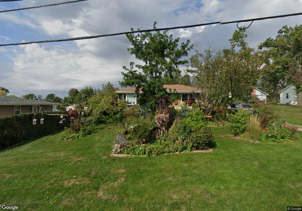 2618 27th St SW, Cedar Rapids, IA 52404 - photo 1