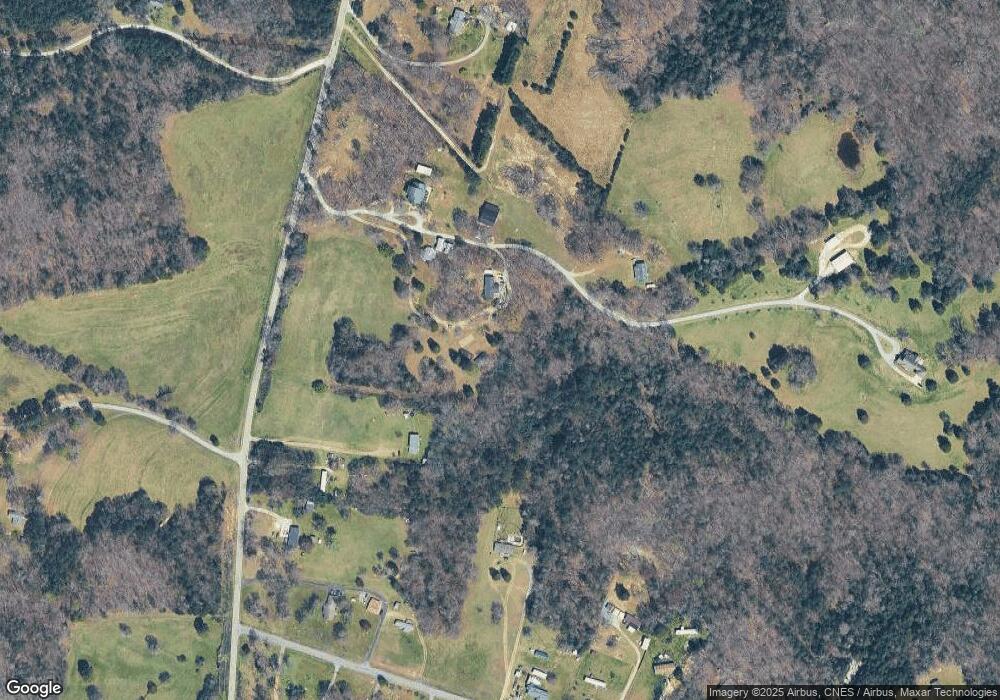 638 N Beersheba Rd, Clover, SC 29710 - photo 1