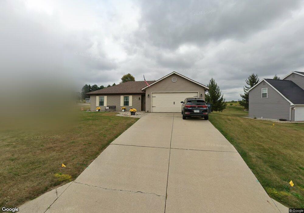 806 Rolling River Run, Albion, IN 46701 - photo 1