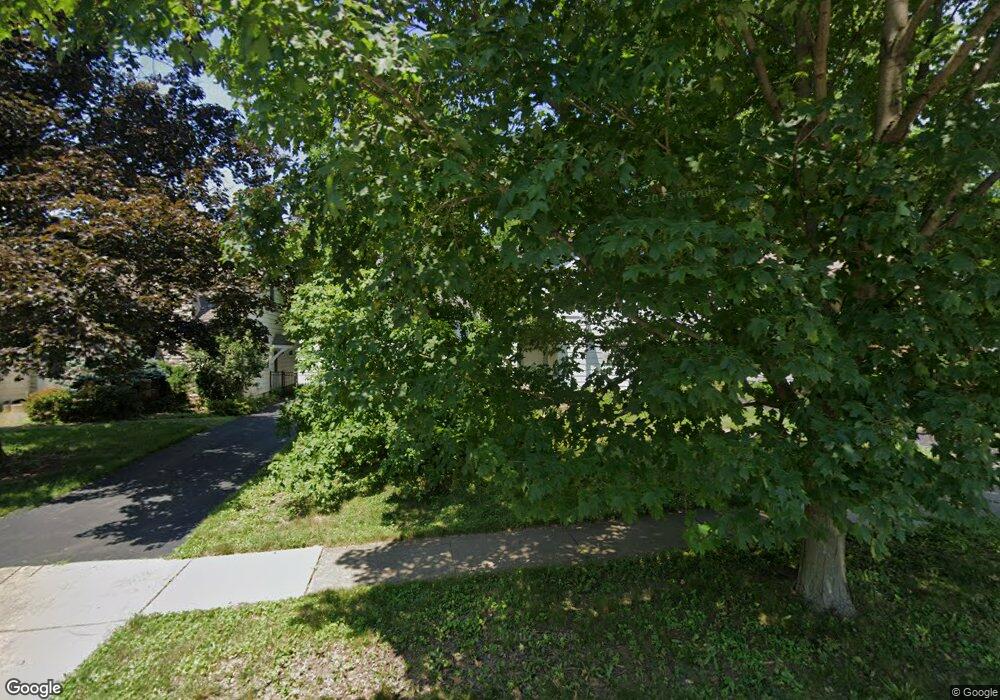 410 Fallis Rd, Columbus, OH 43214 - photo 1