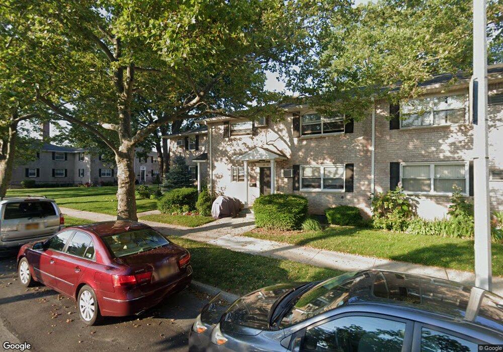 82-27 268th St, Glen Oaks, NY 11004 - photo 1