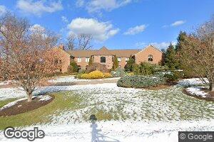 8 Hemlock Dr, Alpine, NJ 07620