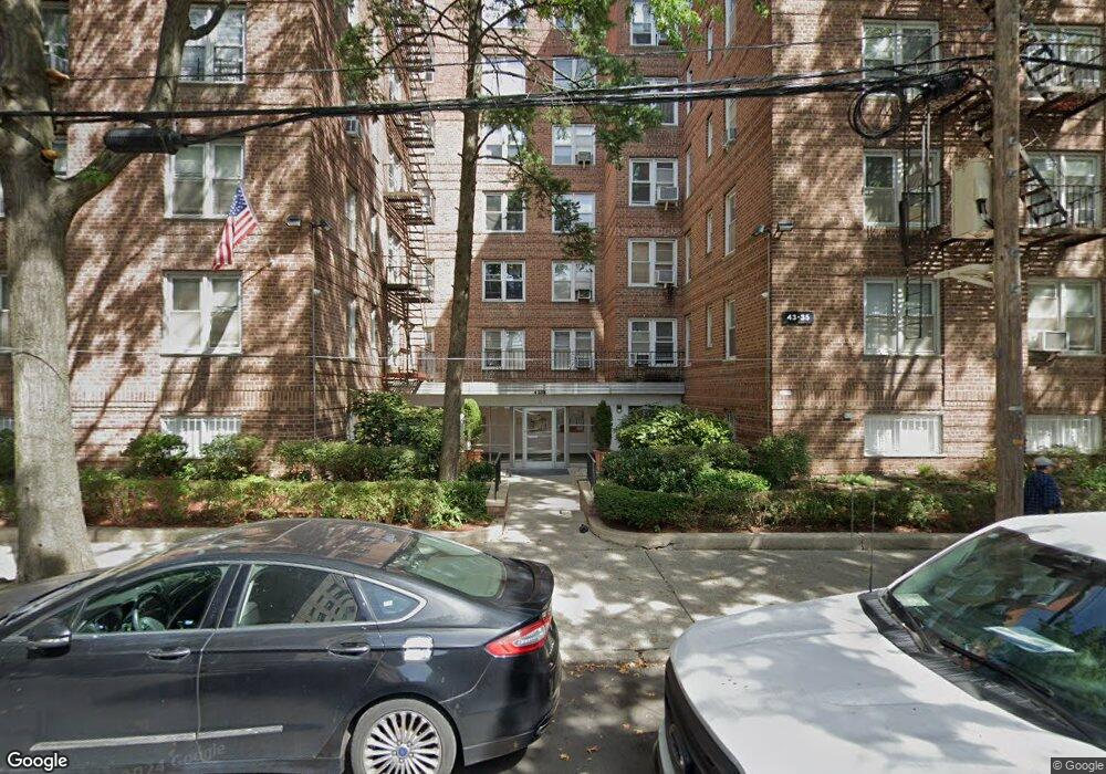 43-35 Union St unit 3 F, Flushing, NY 11355 - photo 1