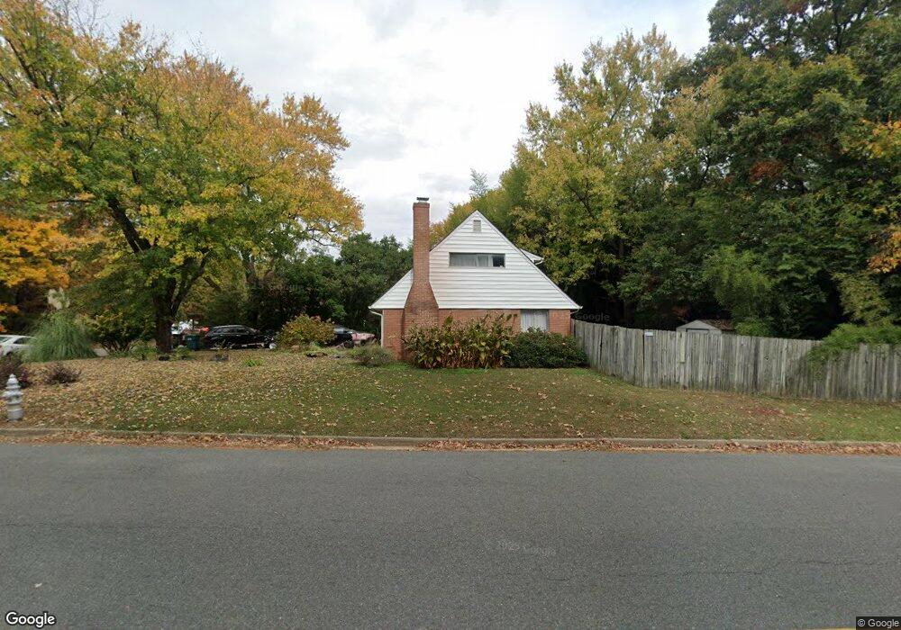 1301 Wembly Rd, Henrico, VA 23229 - photo 1