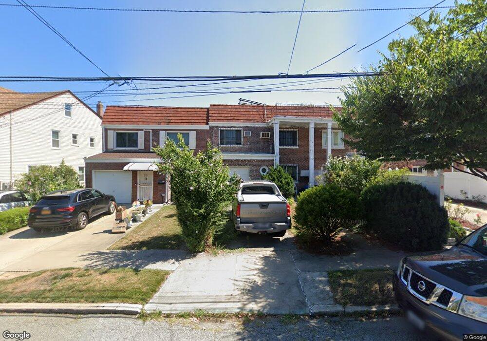 7737 170th St, Fresh Meadows, NY 11366 - photo 1