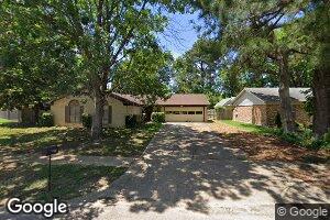711 Stanford Dr, West Memphis, AR 72301