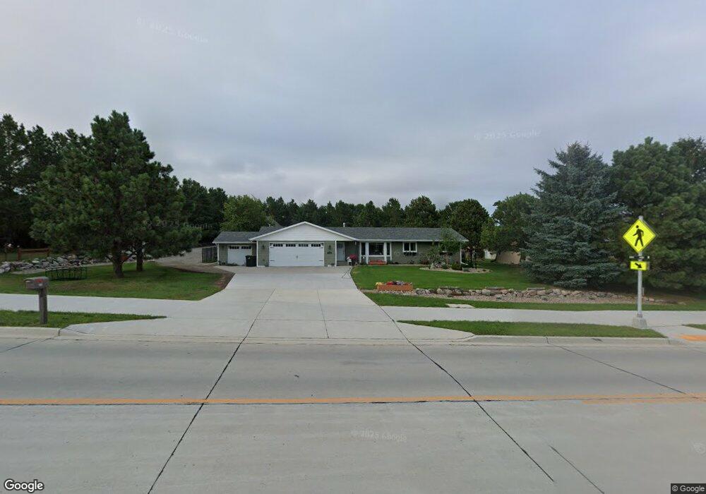 1306 Ash Coulee Dr unit 37287908, Bismarck, ND 58503 - photo 1