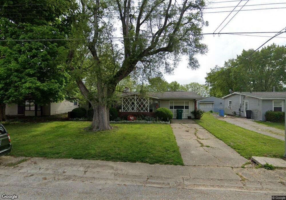 1304 S 3rd St, Mattoon, IL 61938 - photo 1