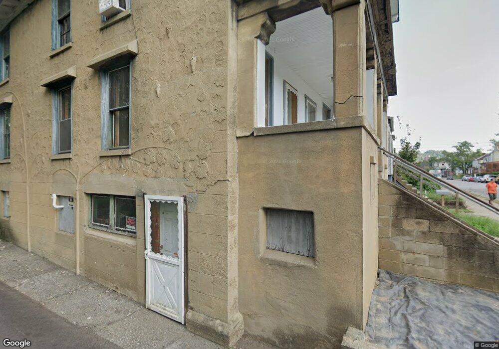 151 Virginia St, Wheeling, WV 26003 - photo 1