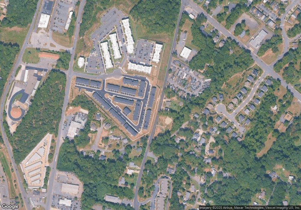 18237 Summit Pointe Dr, Triangle, VA 22172 - photo 1