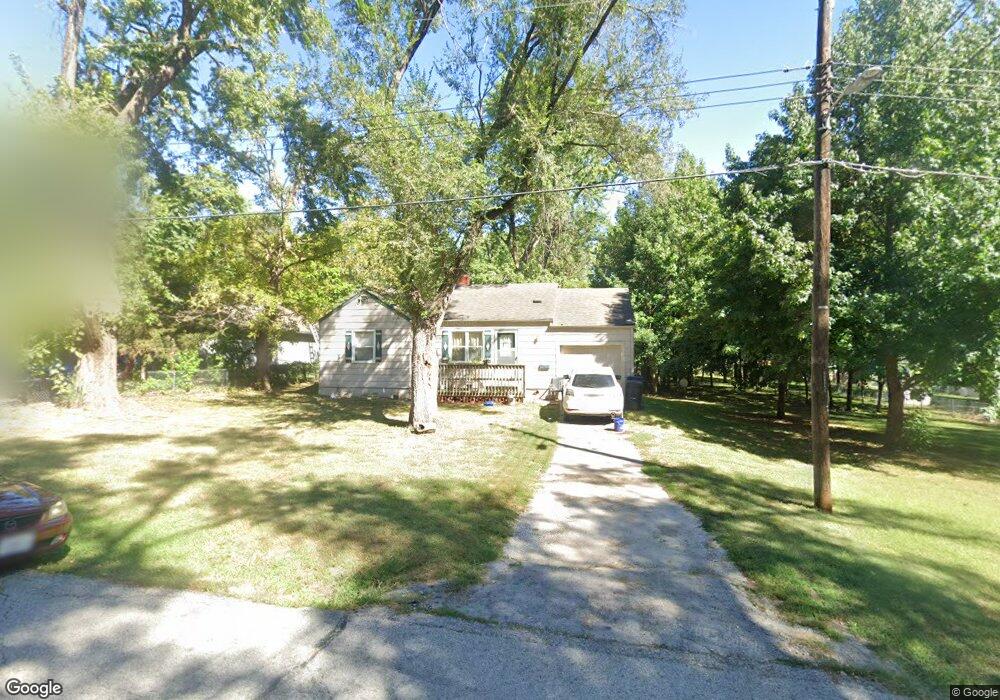 1209 NW B St, Blue Springs, MO 64015 - photo 1