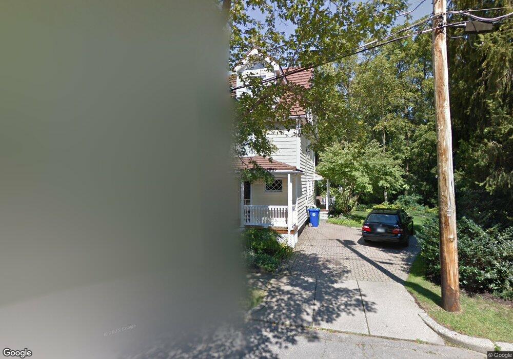 8 Cannon St, Newton Highlands, MA 02461 - photo 1