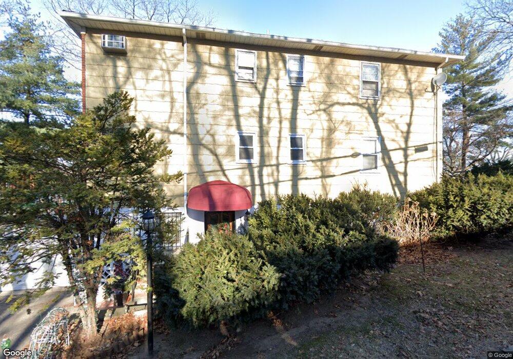 1 Sutton Oval, Yonkers, NY 10701 - photo 1