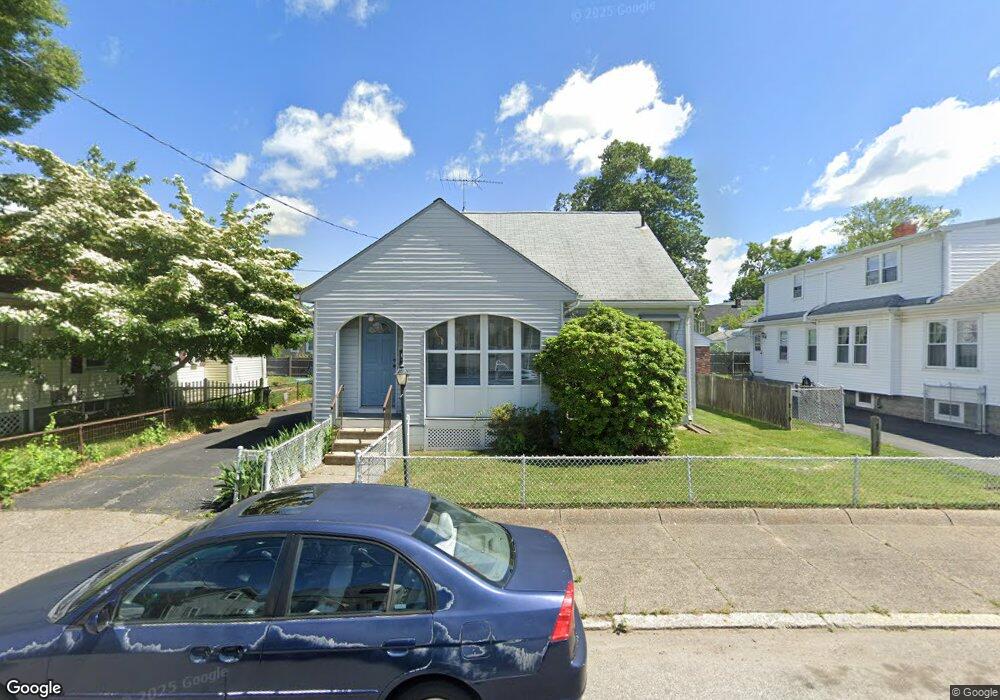 139 Francis Ave, Pawtucket, RI 02860 - photo 1