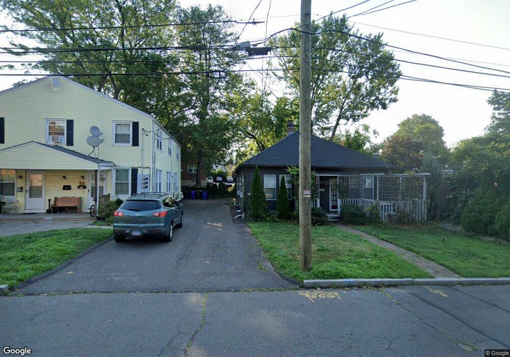 24 Tobey St, West Hartford, CT 06119 - photo 1