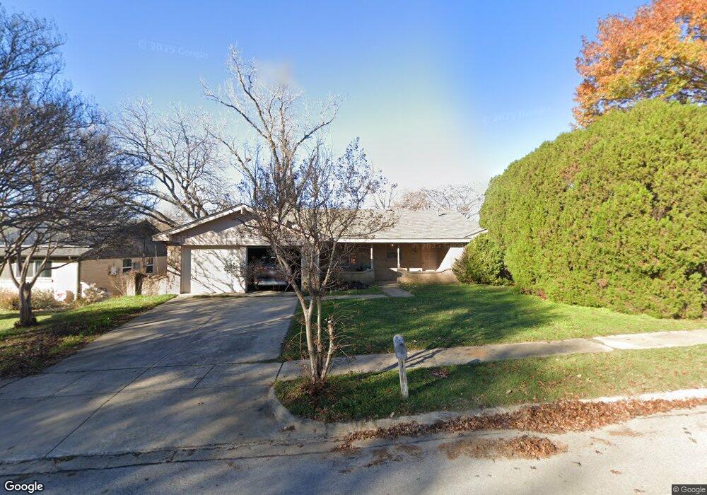 1817 Chattanooga Dr, Bedford, TX 76022 - photo 1