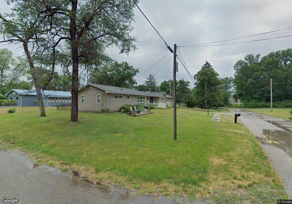 402 W Cass St, Culver, IN 46511 - photo 1