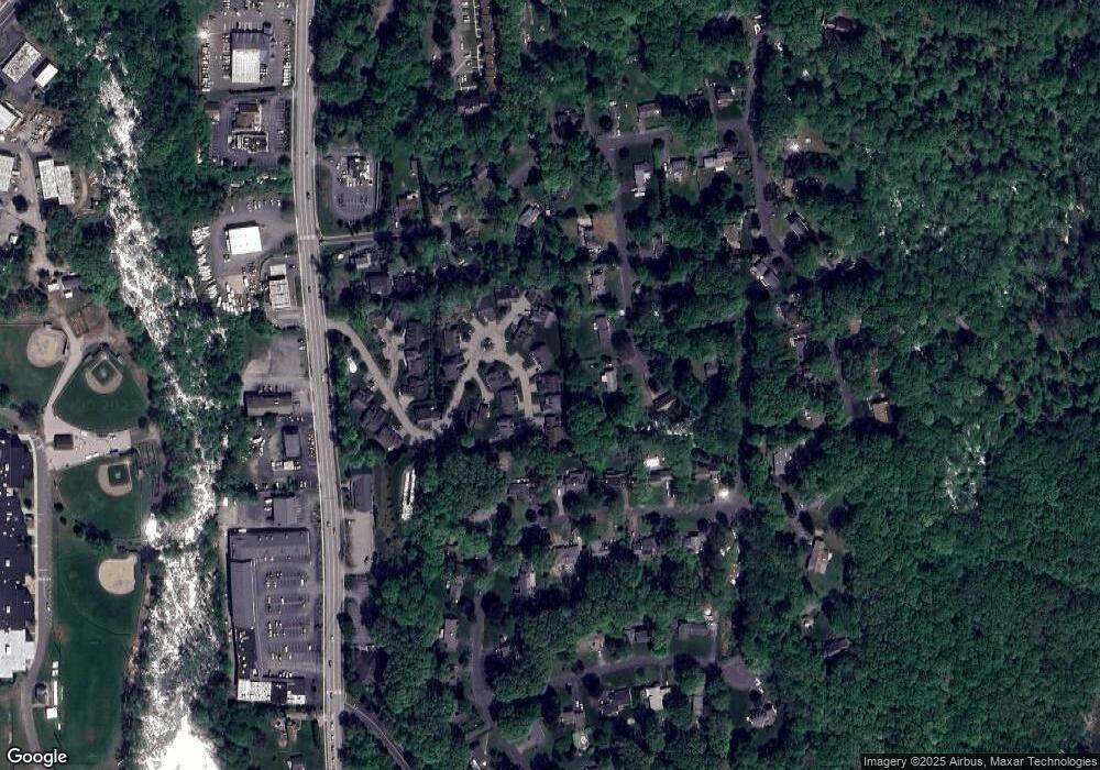 4 Marjories Way unit 10, Niantic, CT 06357 - photo 1