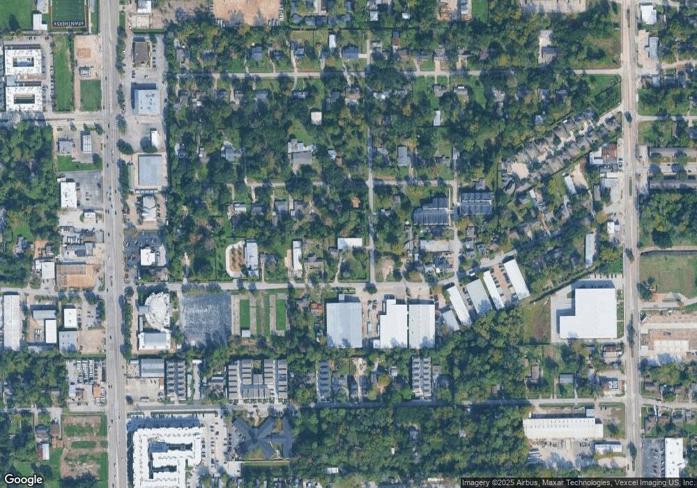 416 Delz St, Houston, TX 77018 - photo 1