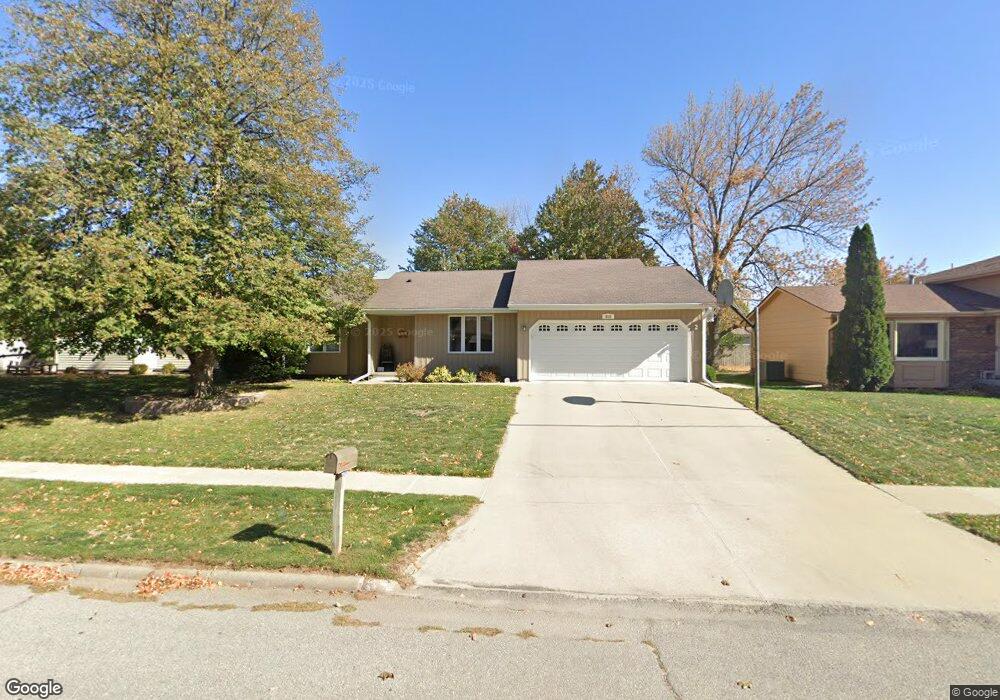 818 E 18th St N, Newton, IA 50208 - photo 1