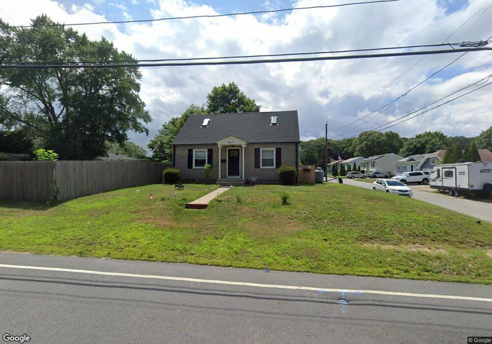 287 Buttonwoods Ave, Warwick, RI 02886 - photo 1