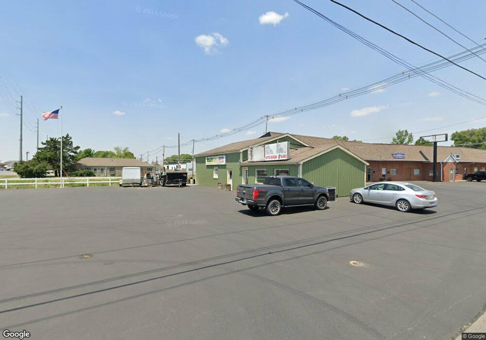 704 W Jefferson St, Tipton, IN 46072 - photo 1