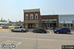 105 2nd Ave SW, Cresco, IA 52136