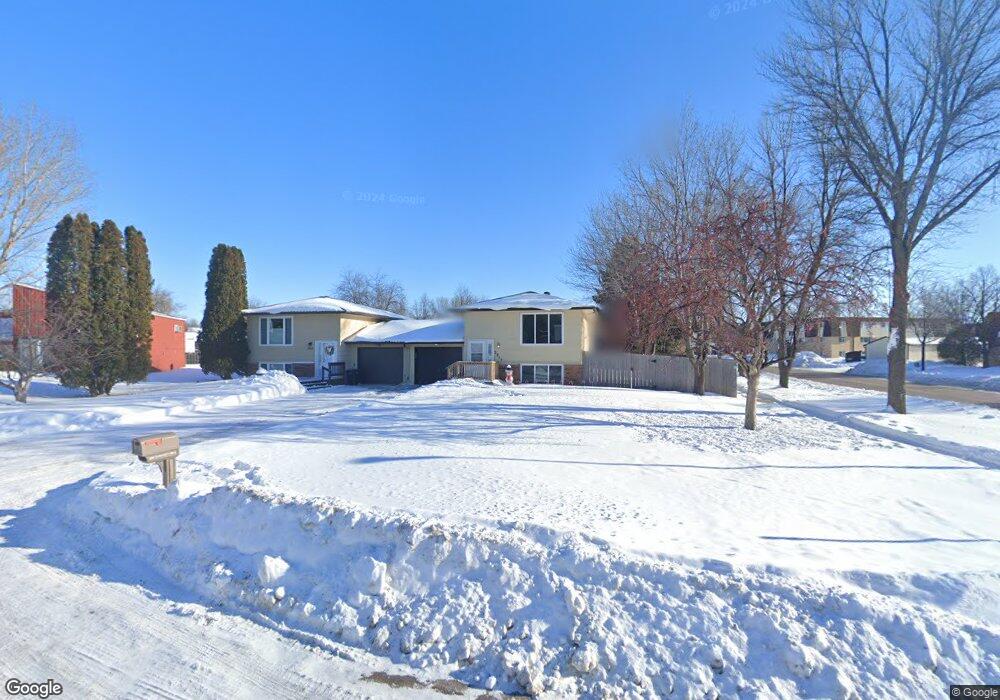 2315 Sundance Cir S, Fargo, ND 58103 - photo 1