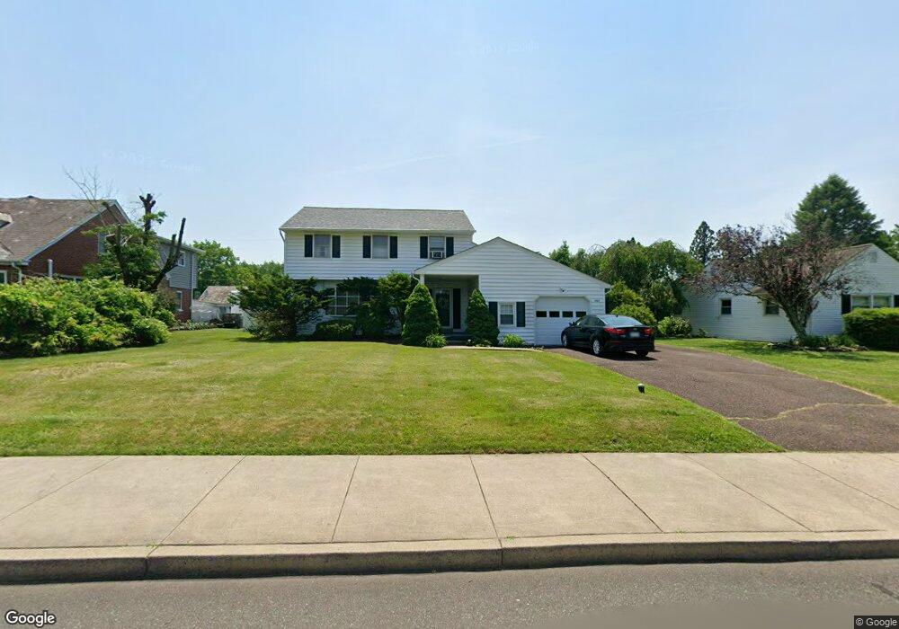 605 S 5th St, Perkasie, PA 18944 - photo 1