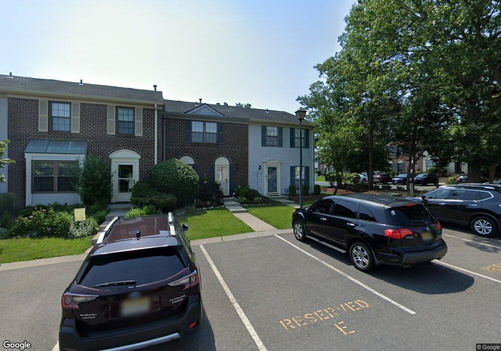 2 Tracy Ct unit E, Franklin Park, NJ 08823 - photo 1