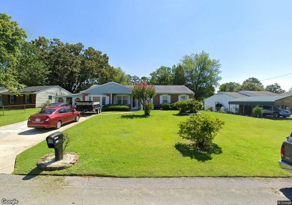 1204 Castle Dr, Jacksonville, NC 28546 - photo 1