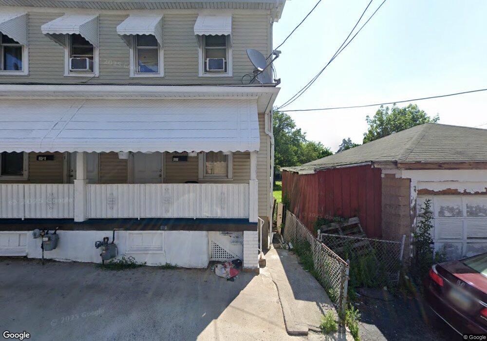 613 N Manhattan Ct, Hazleton, PA 18201 - photo 1