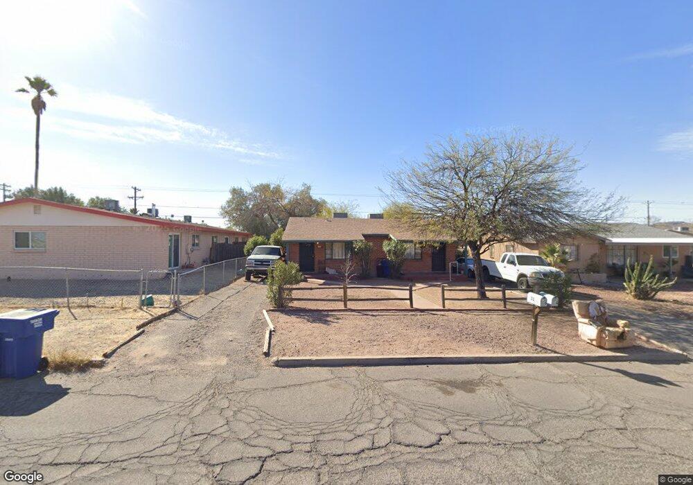 334 E Lester St, Tucson, AZ 85705 - photo 1