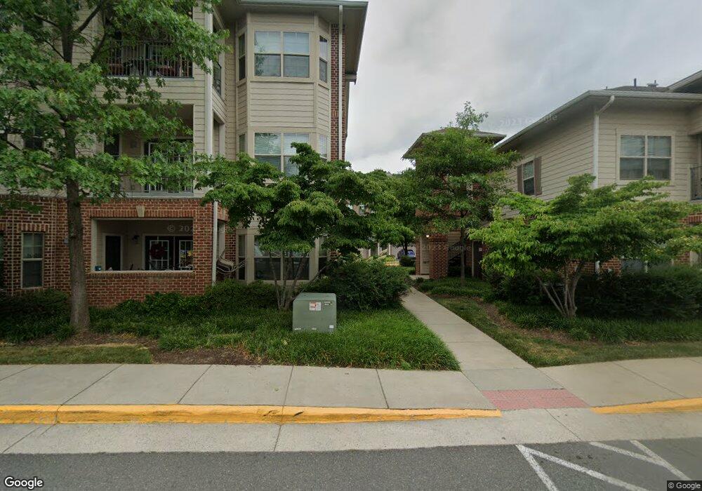 22467 Windsor Locks Square, Ashburn, VA 20148 - photo 1