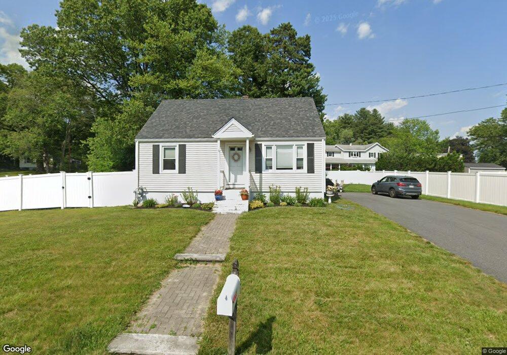 81 Springdale Rd, Dracut, MA 01826 - photo 1