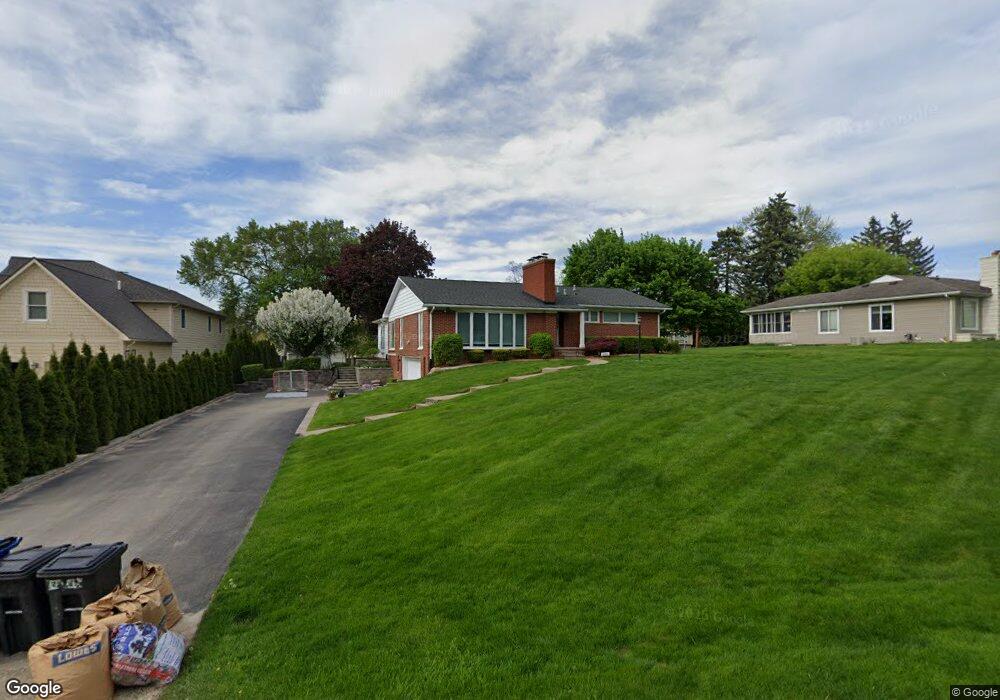 1350 Fieldway Dr, Bloomfield Hills, MI 48302 - photo 1