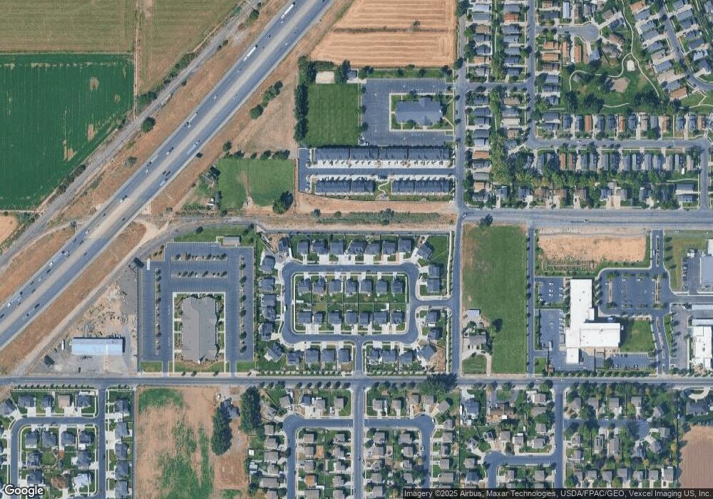 1002 W 40 S, Spanish Fork, UT 84660 - photo 1